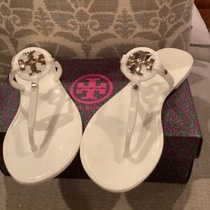 Tory Burch flats thongs size 5